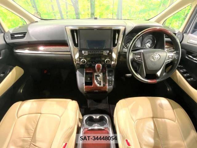 Toyota VELLFIRE 2016-09 332550-1