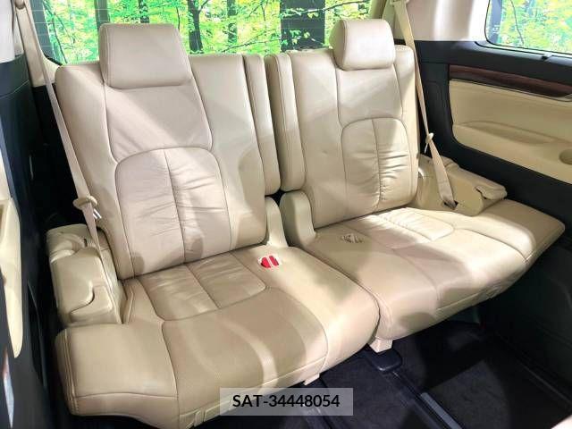 Toyota VELLFIRE 2016-09 332550-9