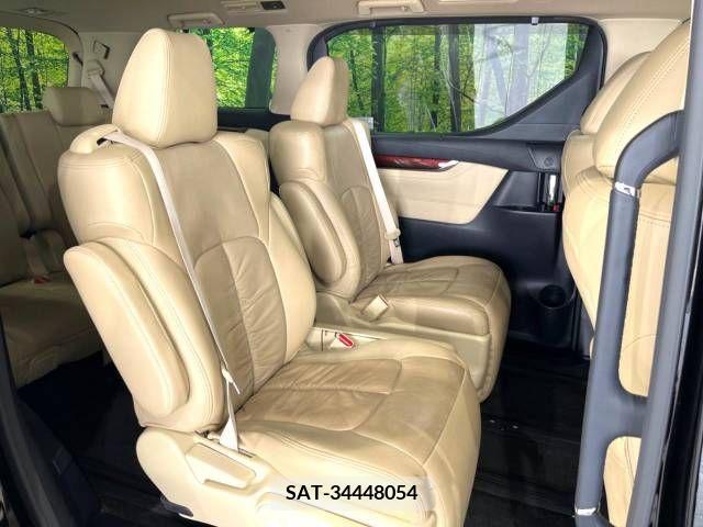 Toyota VELLFIRE 2016-09 332550-8