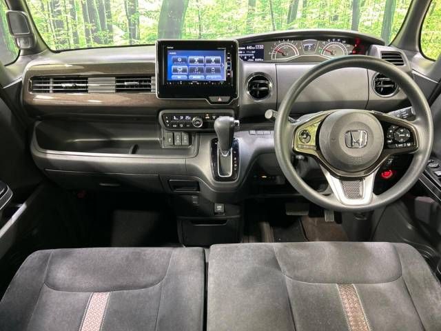 Honda N BOX CUSTOM 2019-03 14132-1