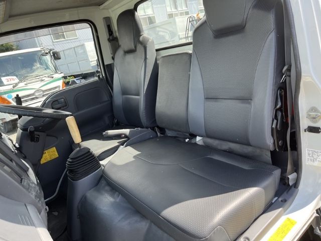Isuzu ELF TRUCK 2016-12 9350-23