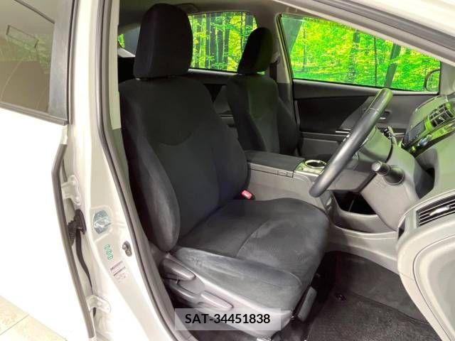 Toyota PRIUS ALPHA 2013-10 344534-8