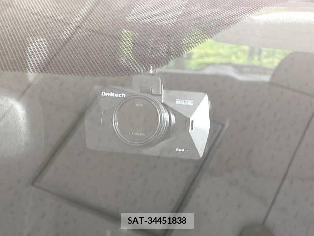 Toyota PRIUS ALPHA 2013-10 344534-5