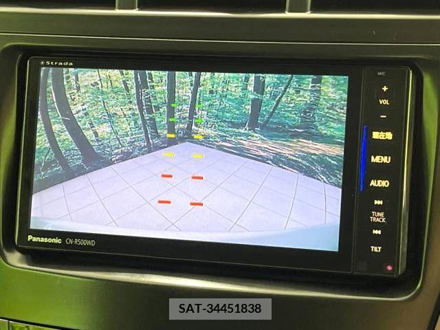 Toyota PRIUS ALPHA 2013-10 344534-3