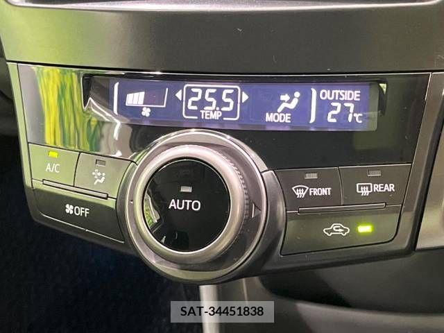 Toyota PRIUS ALPHA 2013-10 344534-4