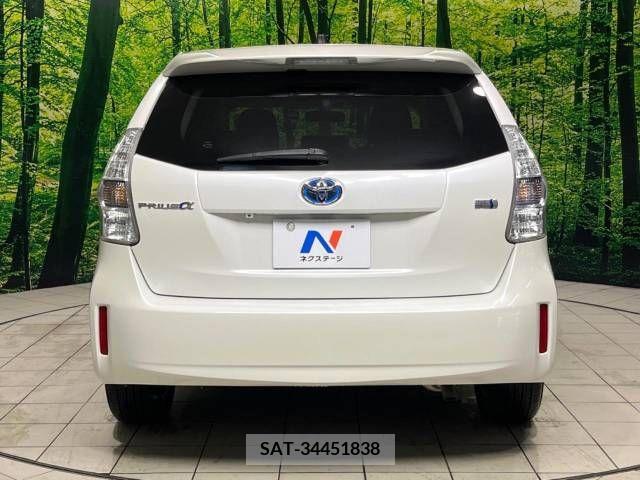 Toyota PRIUS ALPHA 2013-10 344534-15