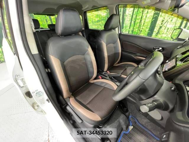 Nissan NOTE 2017-04 329700-7