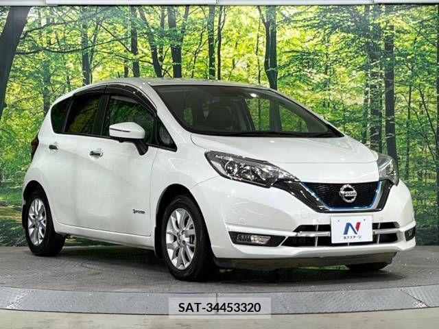 Nissan NOTE 2017-04 329700-15