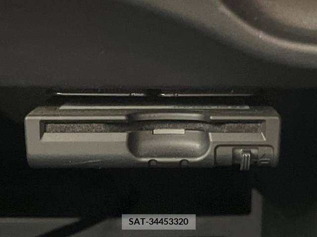 Nissan NOTE 2017-04 329700-6