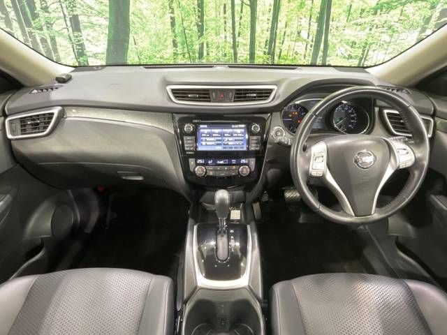 Nissan X-TRAIL 2014-12 181386-1