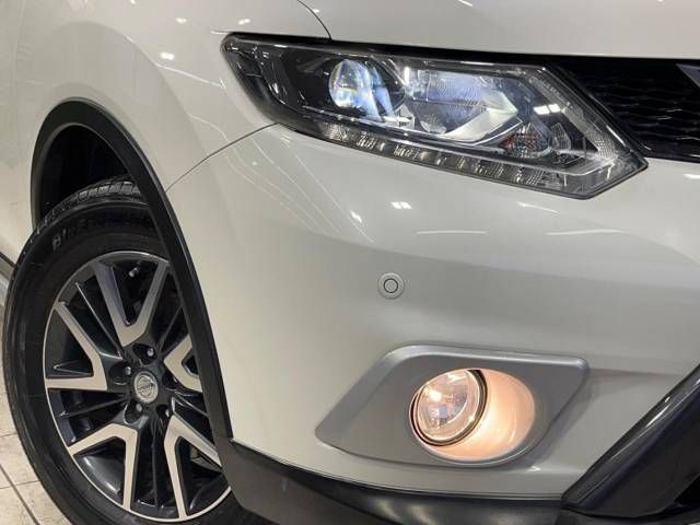 Nissan X-TRAIL 2014-12 181386-12