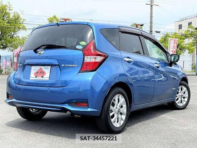 Nissan NOTE 2019-05 279995-2
