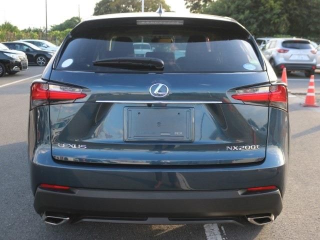 Lexus NX 2014-12 8777-3