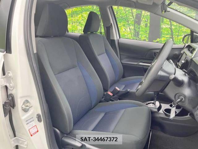 Toyota AQUA 2019-05 347870-8