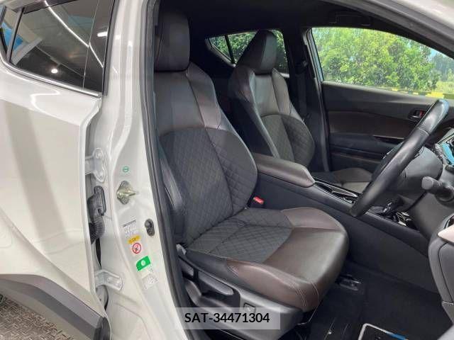 Toyota C-HR 2018-02 294936-8
