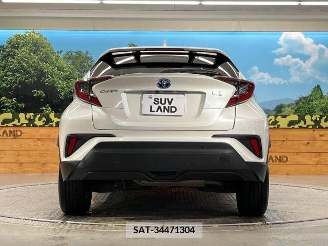 Toyota C-HR 2018-02 294936-15