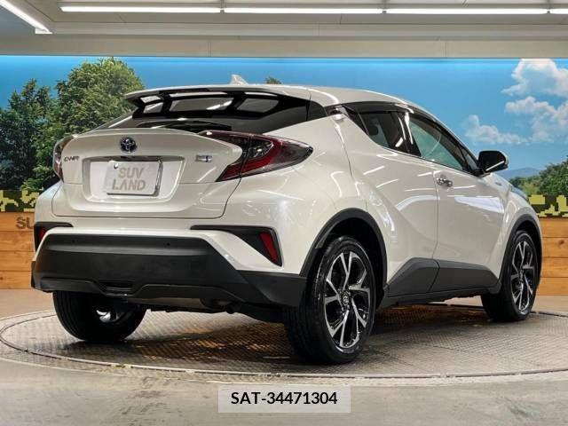 Toyota C-HR 2018-02 294936-17