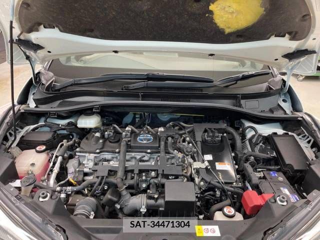 Toyota C-HR 2018-02 294936-18