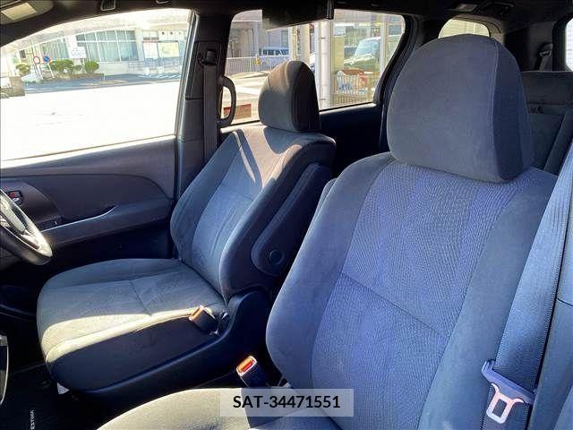 Toyota ESTIMA 2017-06 297341-3