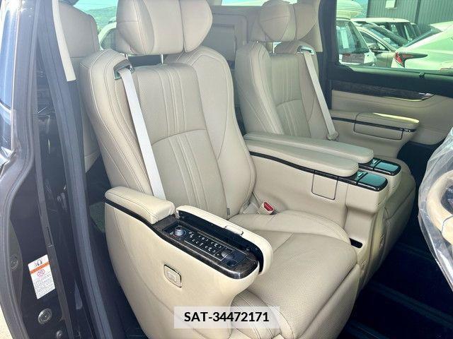 Toyota VELLFIRE 2019-08 349829-27