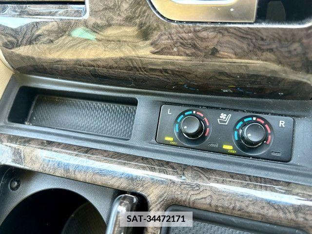 Toyota VELLFIRE 2019-08 349829-23