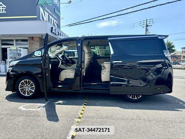 Toyota VELLFIRE 2019-08 349829-4