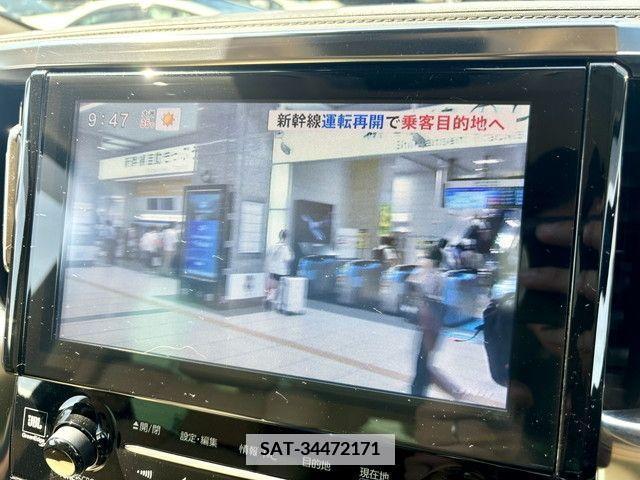 Toyota VELLFIRE 2019-08 349829-21