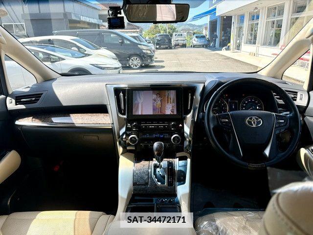 Toyota VELLFIRE 2019-08 349829-17