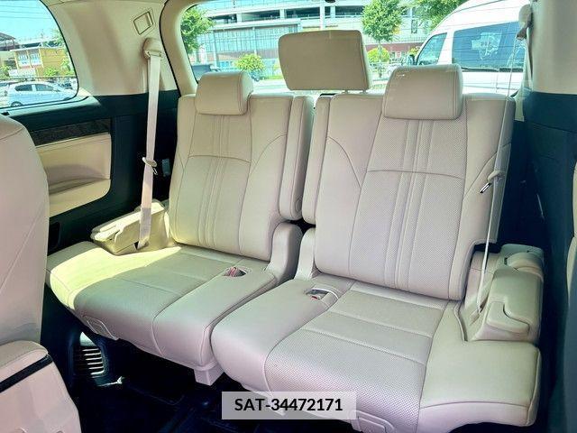 Toyota VELLFIRE 2019-08 349829-7