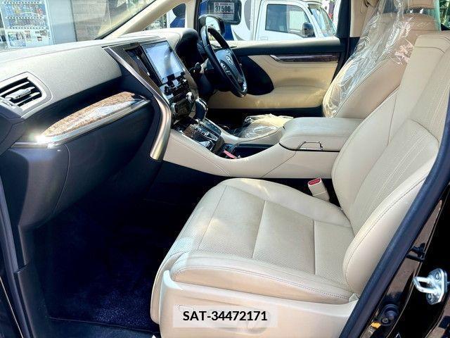 Toyota VELLFIRE 2019-08 349829-5