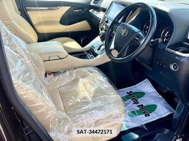 Toyota VELLFIRE 2019-08 349829-15