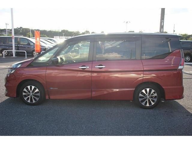 Nissan SERENA 2017-06 23231-8