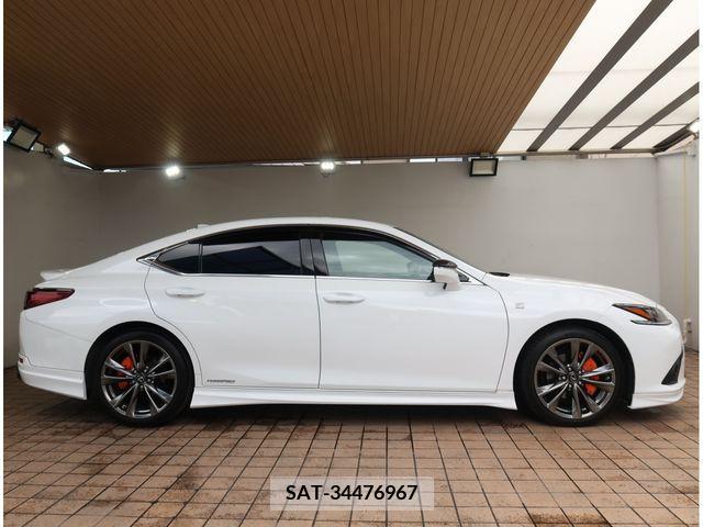 Lexus ES 2021-01 354147-29