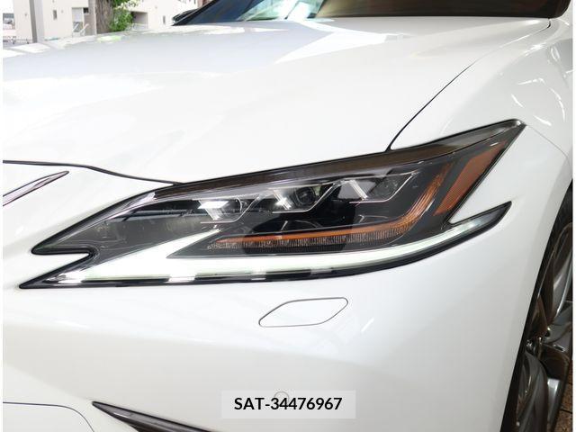 Lexus ES 2021-01 354147-10