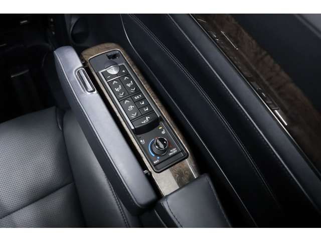 Toyota ALPHARD HYBRID 2021-11 17094-16