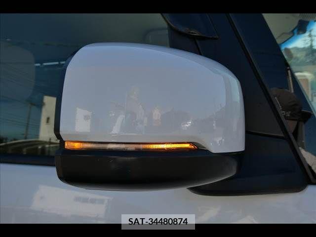 Honda N BOX 2018-09 333828-18