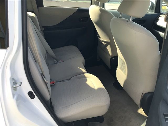 Toyota RACTIS 2010-08 11029-12