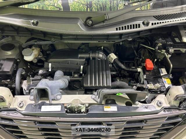 Suzuki SPACIA 2022-09 219249-18