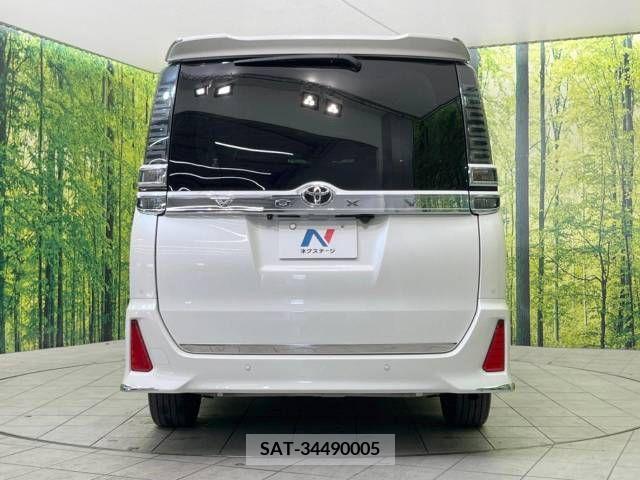 Toyota VOXY 2021-04 288990-16