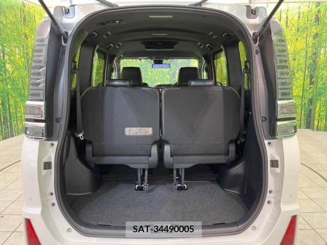 Toyota VOXY 2021-04 288990-11