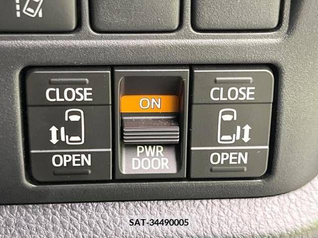 Toyota VOXY 2021-04 288990-6