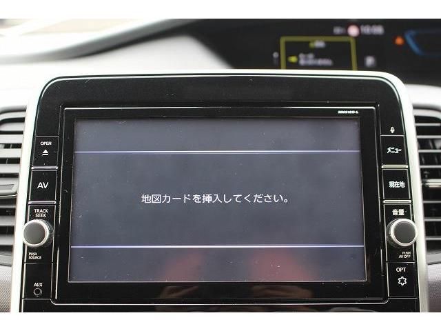 Nissan SERENA 2018-07 9182-1