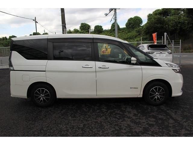 Nissan SERENA 2018-07 9182-6