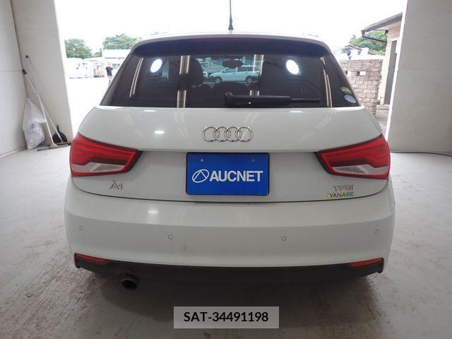 Audi A1 2015-08 261732-3