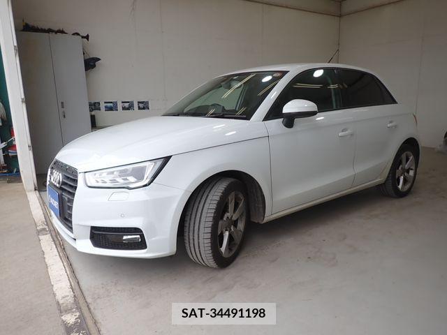 Audi A1 2015-08 261732-6