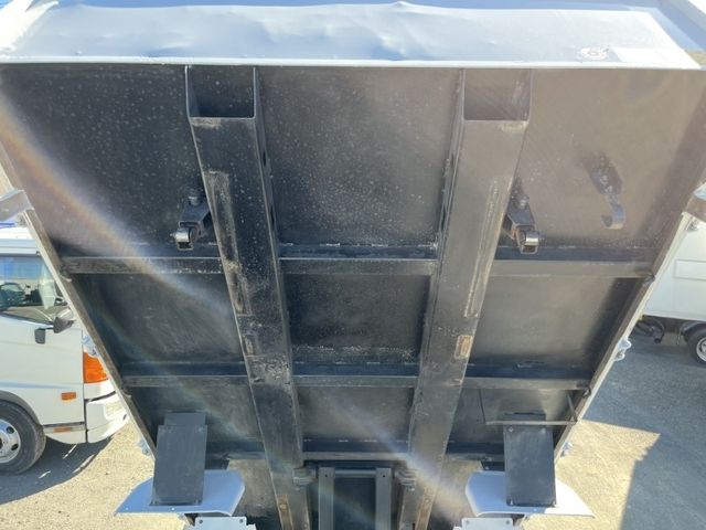 Isuzu ELF TRUCK 2015-08 9291-15