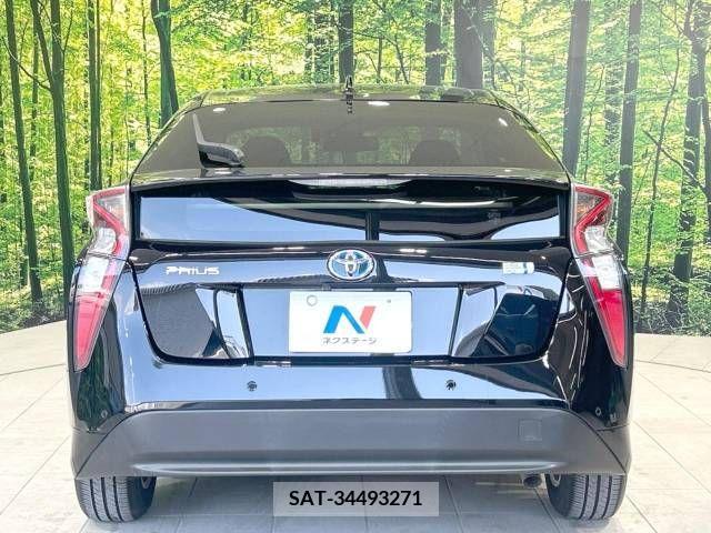 Toyota PRIUS 2018-02 281777-15