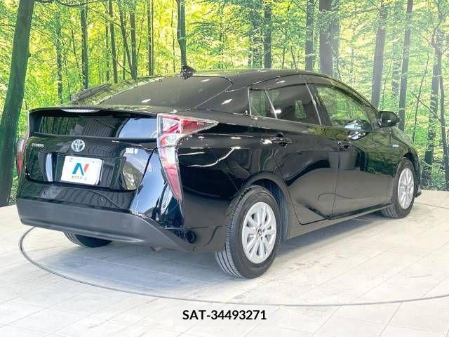Toyota PRIUS 2018-02 281777-17