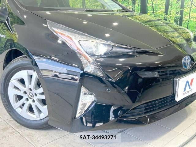 Toyota PRIUS 2018-02 281777-9