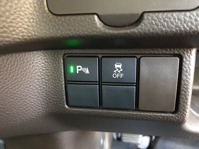 Honda N BOX 2021-02 187834-11
